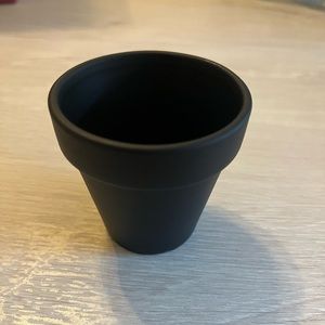 70 x Small Clay Pots with Drain Holes | Black